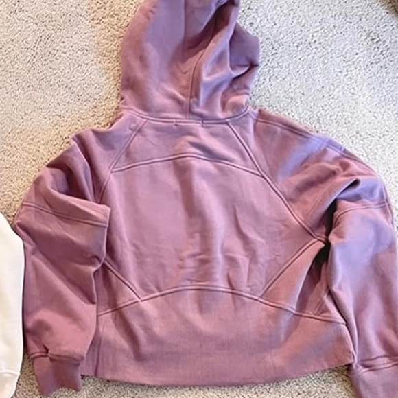 SOLD | NWOT! Trendy Queen - Scuba 1/4 Zip - Large - Picture 3 of 4